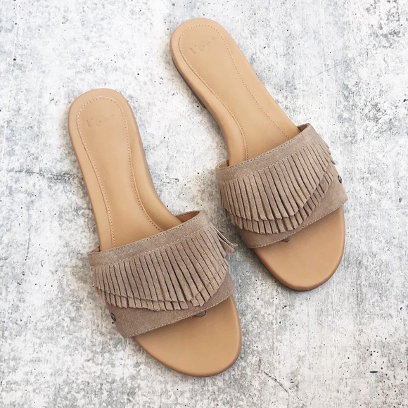 UGG Shoes - NWT Ugg Suede Fringe Sandals